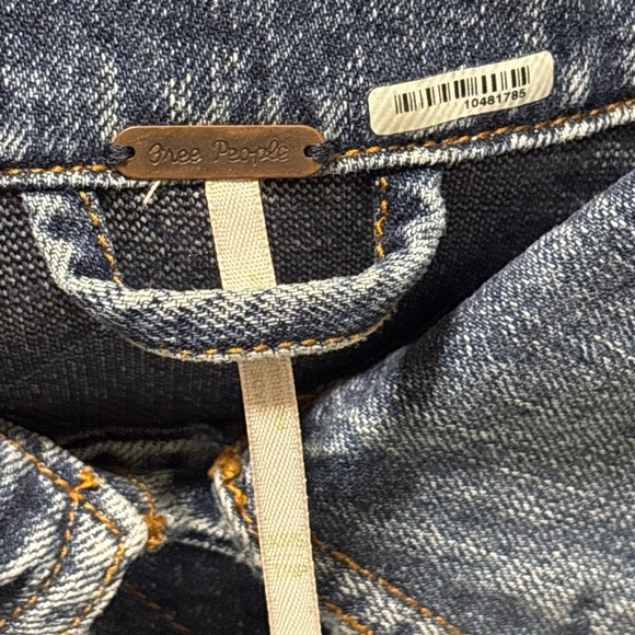 🔥🔥🔥Free People Denim and Gray Floral Jean Jacket Size: XS/S - Picture 2 of 9